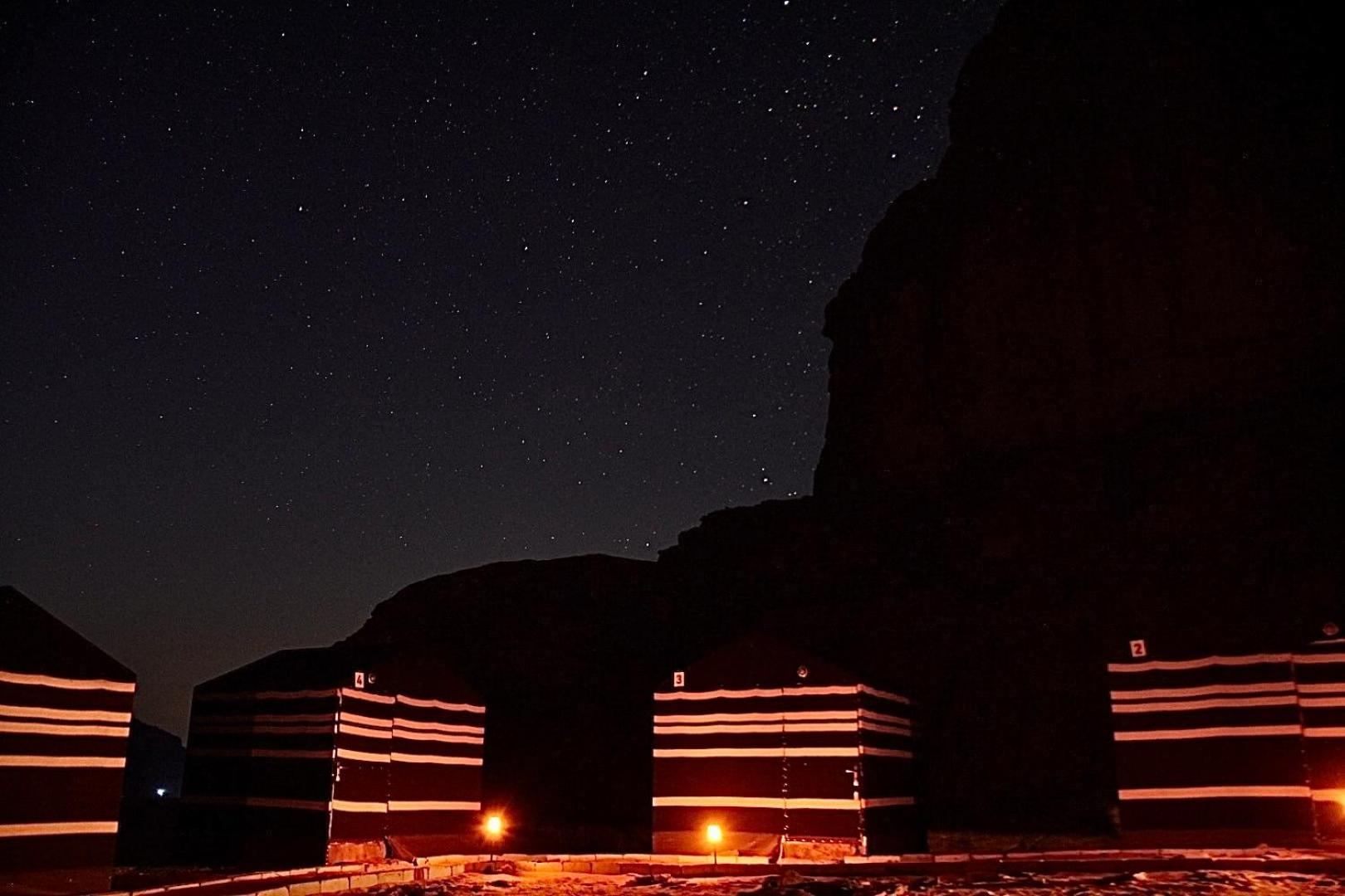Wadi Rum Desert Heart Camp ภายนอก รูปภาพ