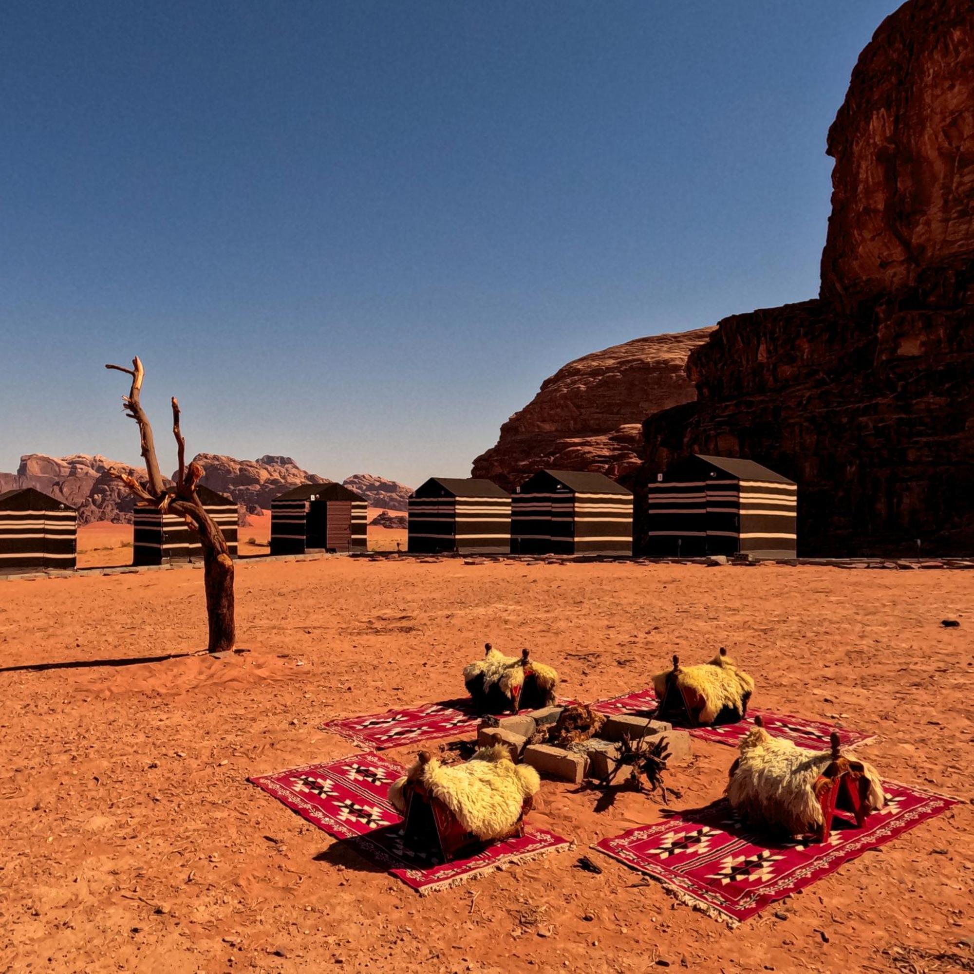 Wadi Rum Desert Heart Camp Hotel ภายนอก รูปภาพ