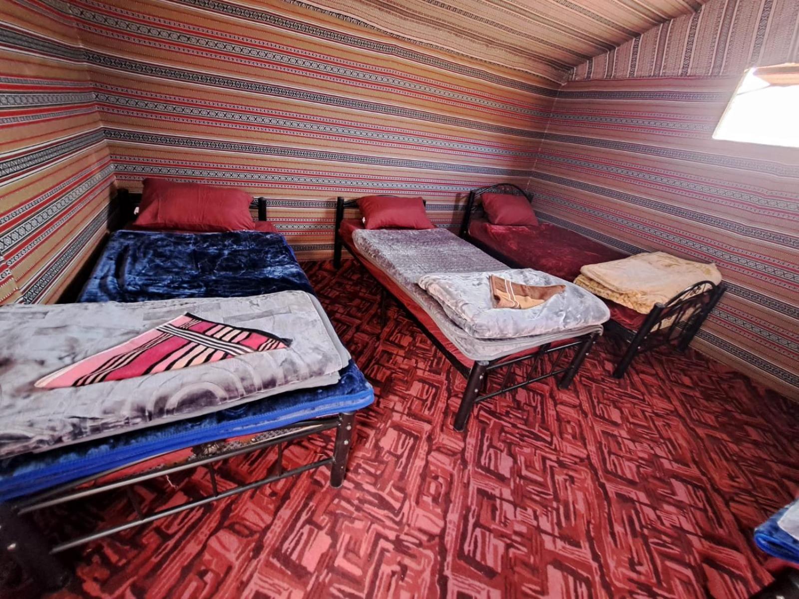 Wadi Rum Desert Heart Camp ภายนอก รูปภาพ