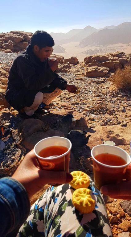 Wadi Rum Desert Heart Camp Hotel ภายนอก รูปภาพ