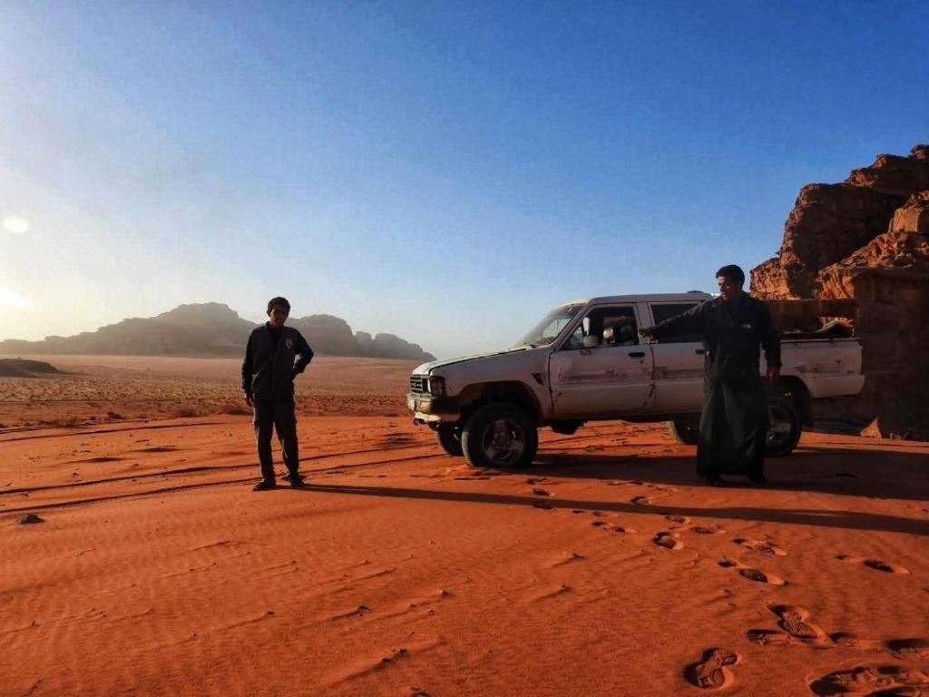 Wadi Rum Desert Heart Camp Hotel ภายนอก รูปภาพ