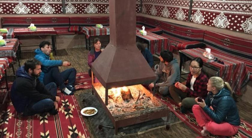Wadi Rum Desert Heart Camp ภายนอก รูปภาพ