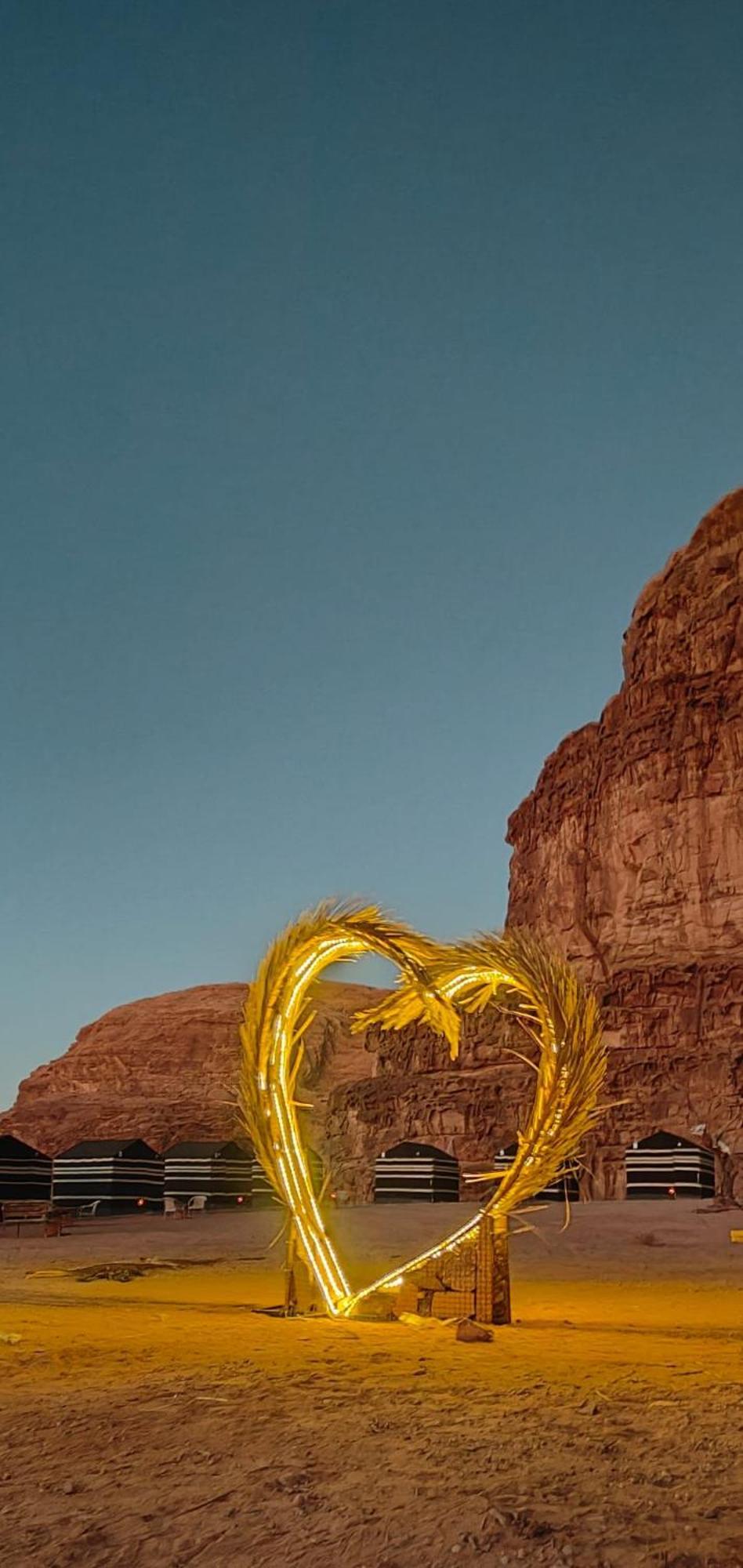 Wadi Rum Desert Heart Camp Hotel ภายนอก รูปภาพ